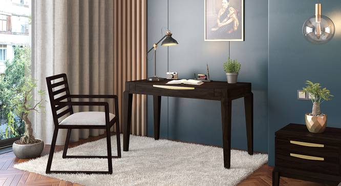 Taarkashi Study Table